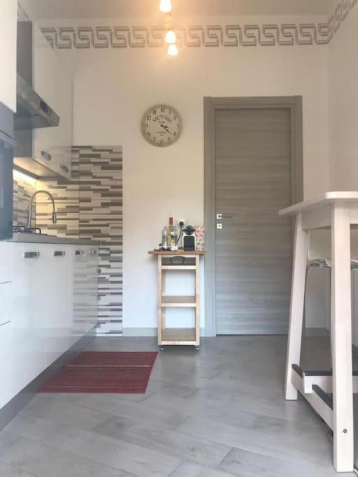 Premium Apartment With Parking Ciampino Exterior foto